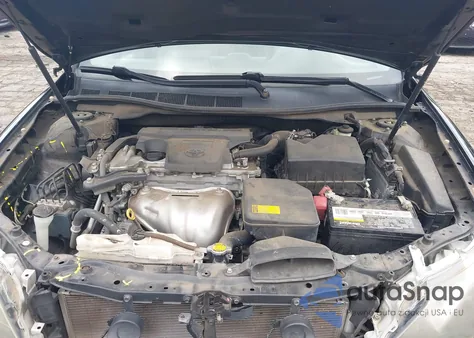 2014 Toyota Camry Se z USA, uszkodzony, nr VIN 4T1BF1FK1EU865335